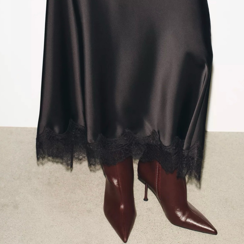 ZARA Elegant Black Satin skirt with Lace Trim